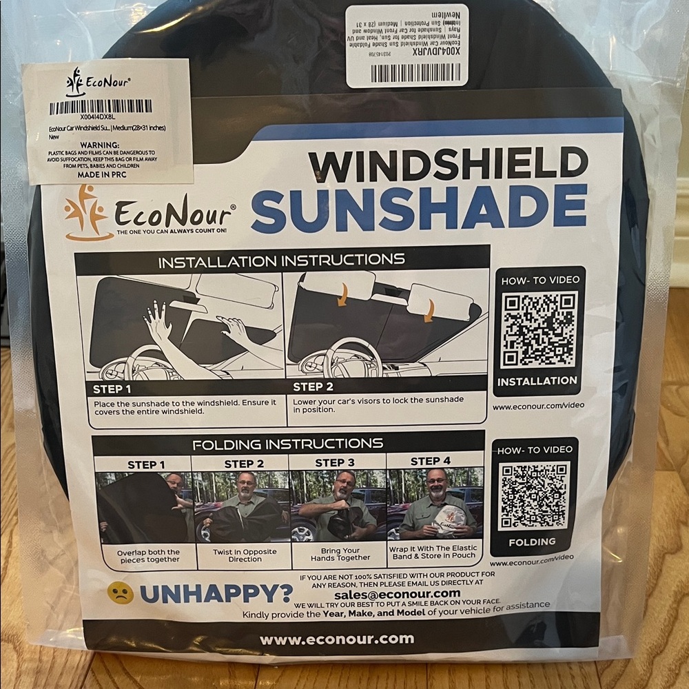 NWT EcoNour Black Windshield Sunshade (Medium 28x31inches)